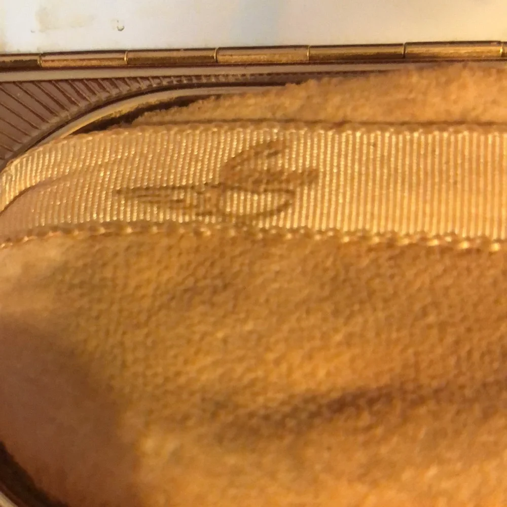 Vintage compact - Picture 4 of 6